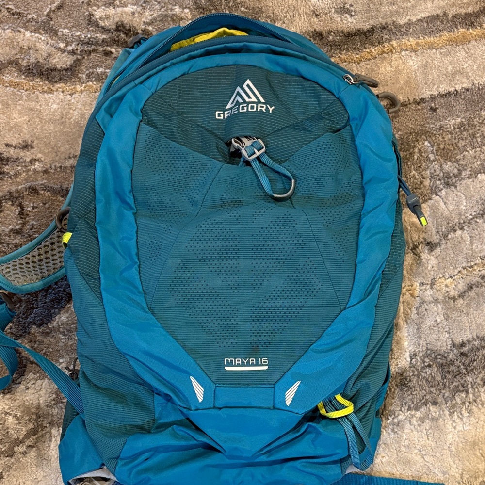 Gregory Maya 16 Backpack in Teal with Yellow Accents